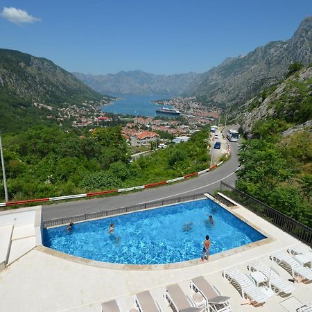 Boka Devine Residence Kotor Exteriér fotografie